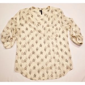 Patterned Button Sleeve Pocket Top